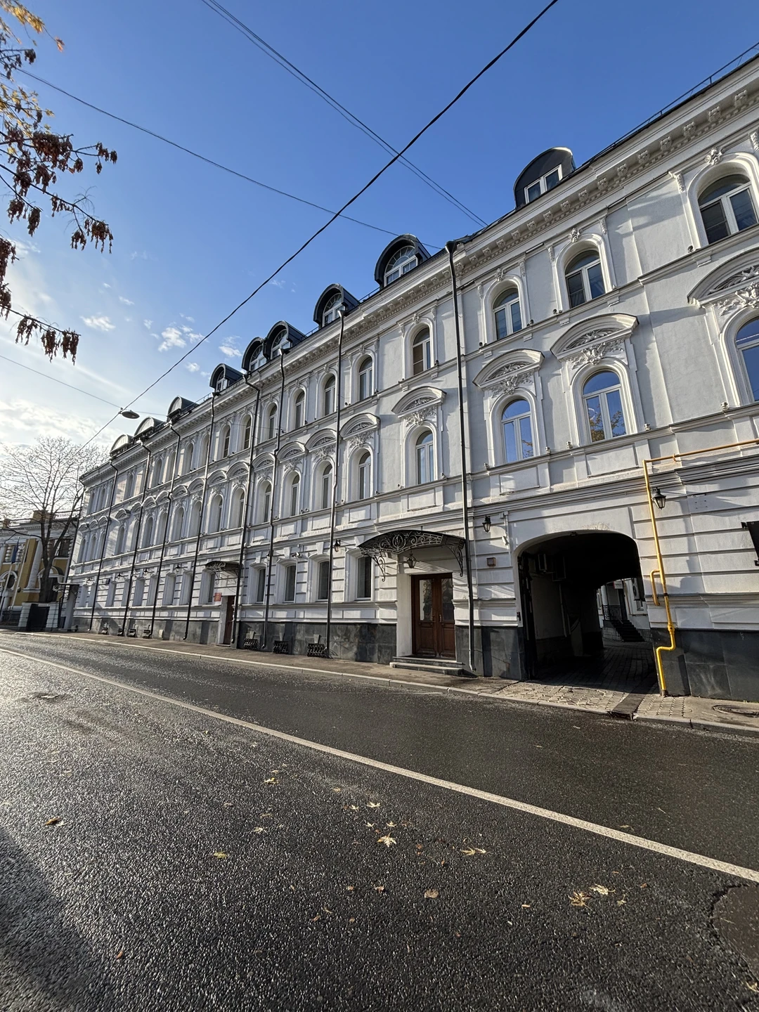 Были на экскурсии с группой: детьми пятиклассниками и взрослыми