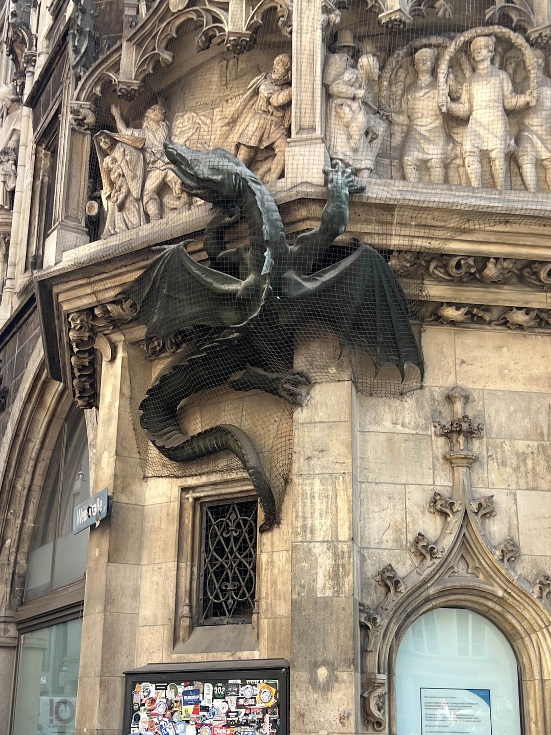 Было очень познавательная экскурсия👍🔥. Огромное спасибо Александру. Очень грамотный и вежливий гид👍