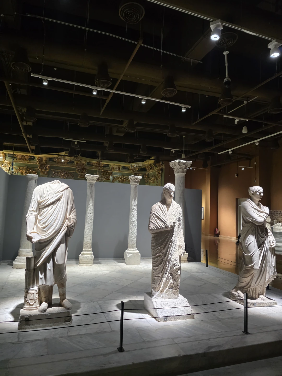 Были на экскурсии в новом музее Шарм-эль-Шейха. Мы забронировали экскурсию экспромтом за пару часов до ее начала.