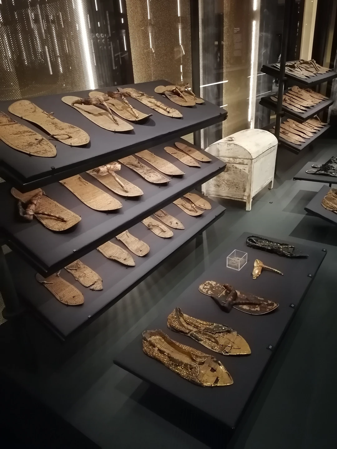 Мы уже бывали в Каире с экскурсией в позапрошлый год. В этот раз очень хотелось увидеть