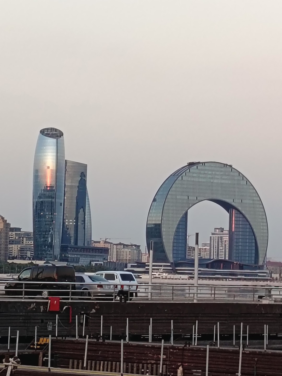 Давно хотелось побывать в Азербайджане. И вот в сентябре звезды сошлись😀 выбрала тур: понравилось описание, хорошие