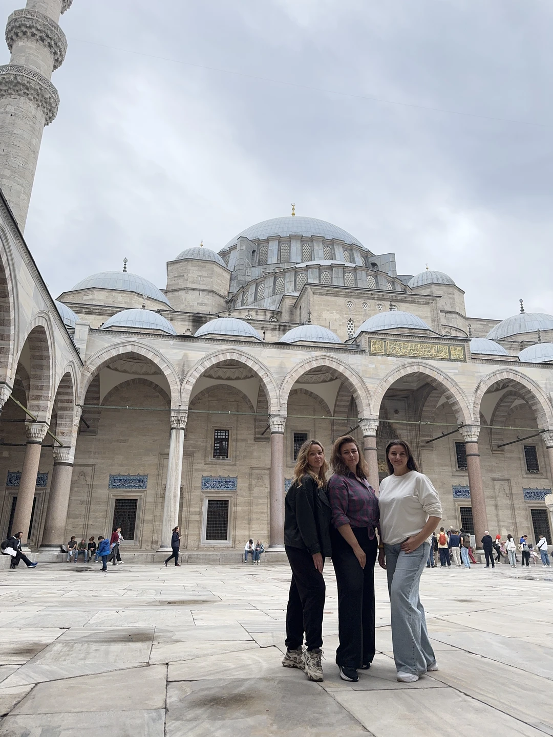 Гюркан вы потрясающий человек и не менее восхитительный экскурсовод. Спасибо вам большое за всё, и за