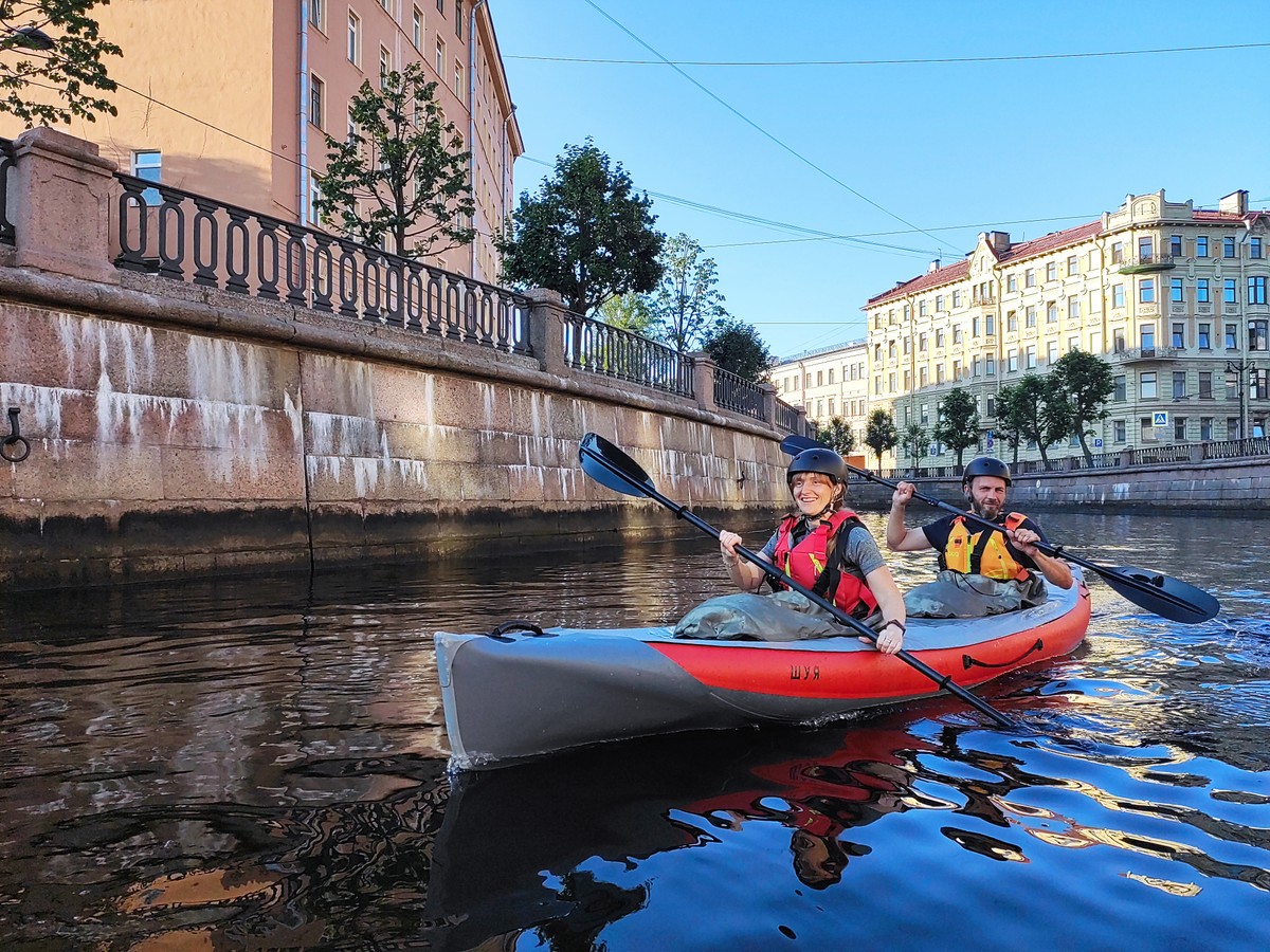 Фото Рассвет в центре Петербурга на байдарке