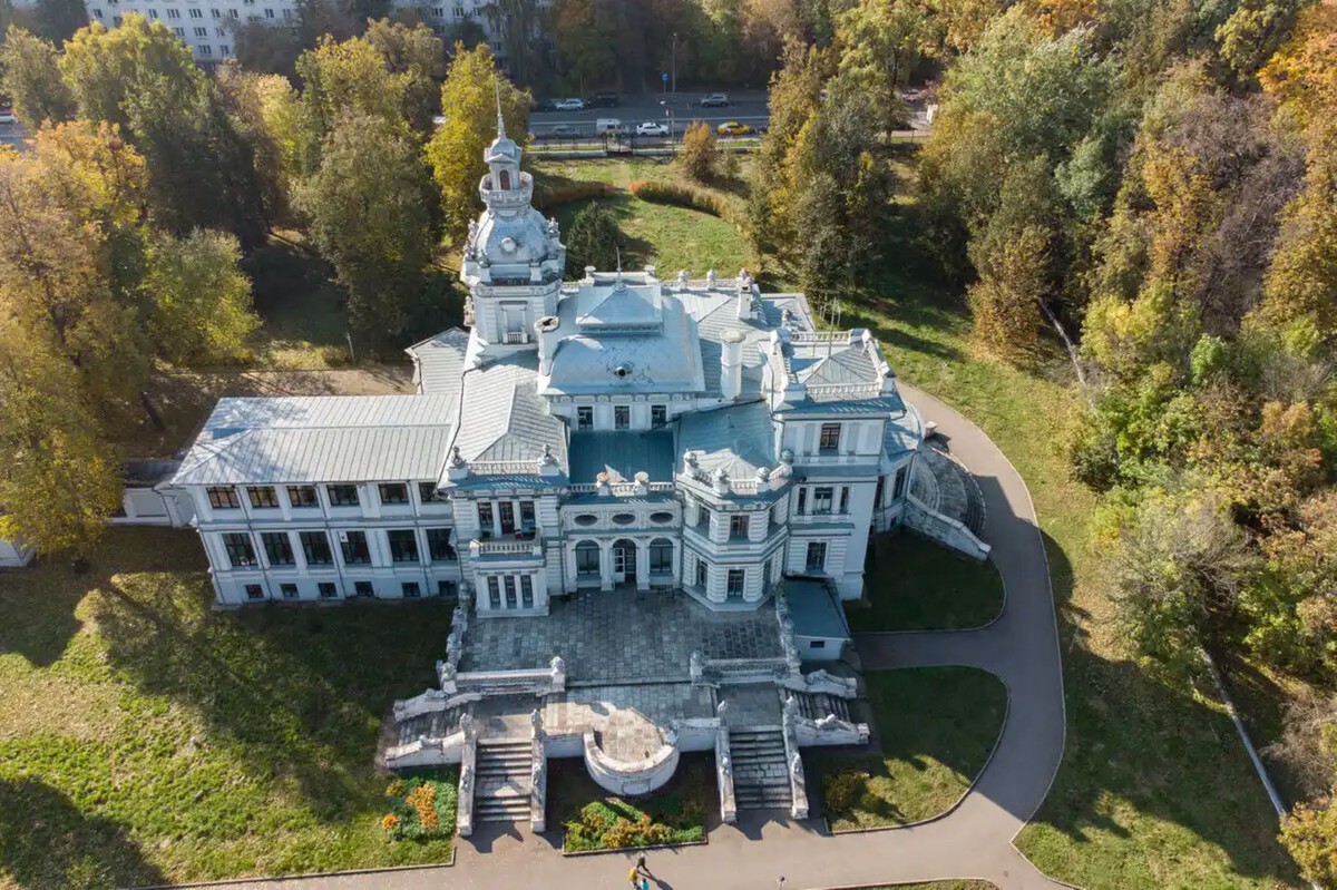 Усадьбы Свиблово, Алтуфьево и Ховрино на автобусной экскурсии (7/8)