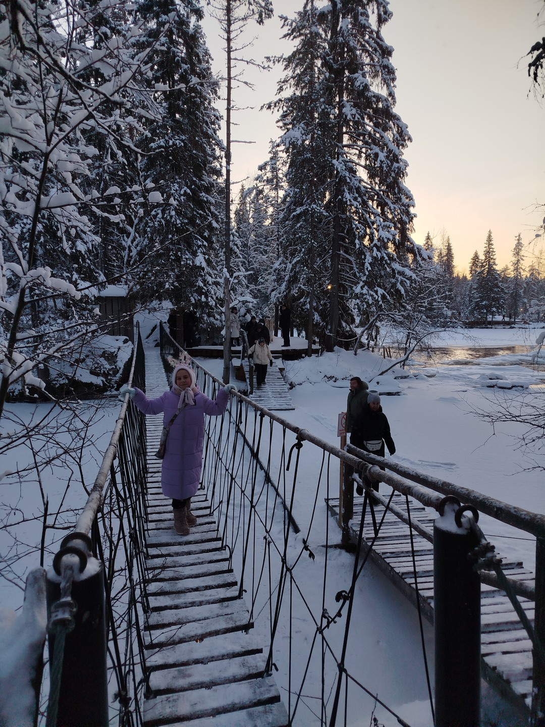 Автобусная однодневная экскурсия в горный парк Рускеала (Аня)