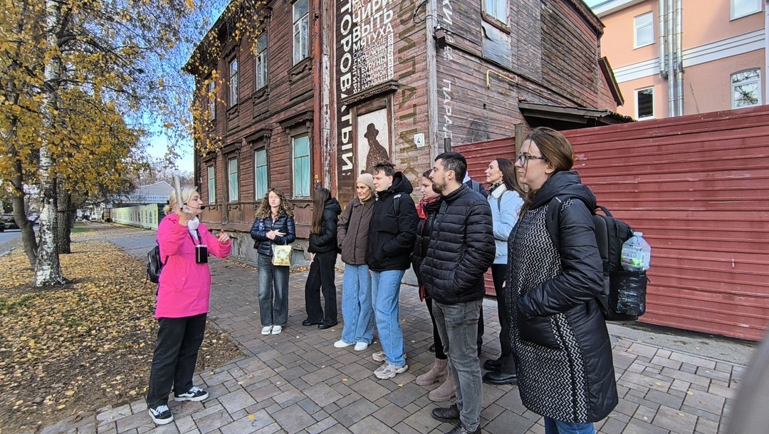 Экскурсия понравилась тем, что всё было чётко по информации - без воды, большого количества дат и