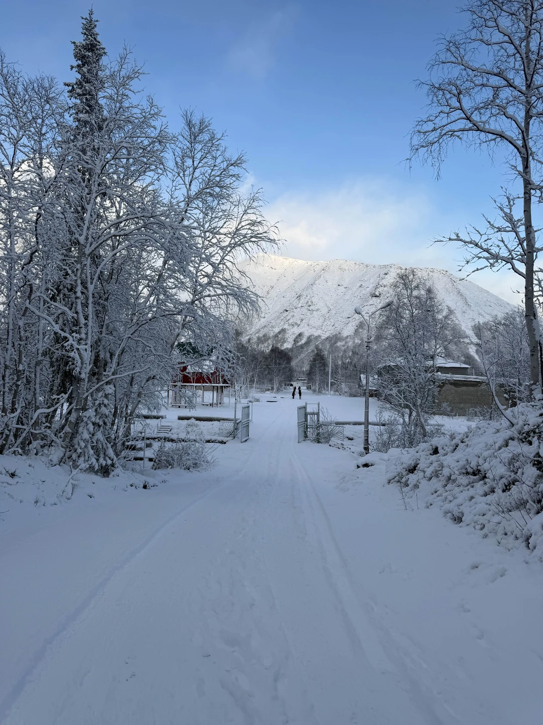 Сегодня ездили в Кировск и Хибины с гидом Сергеем. Все прошло просто великолепно! Сергей показал множество