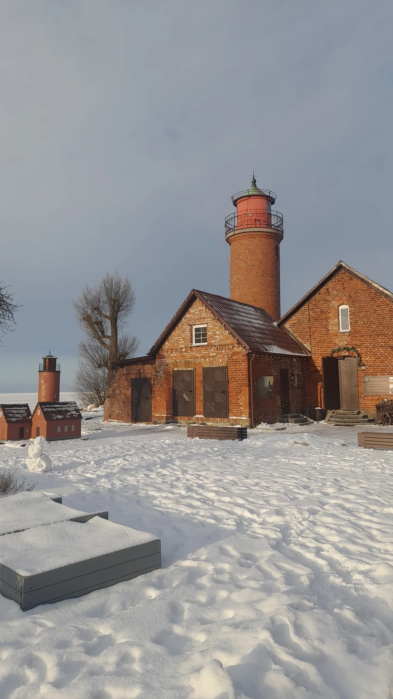 Экскурсия понравилась. Продуман интересный маршрут, посмотрели Замок « Нойхаузен», кирху «Гросс-Легиттен», «Старый Маяк» в Заливино. Все