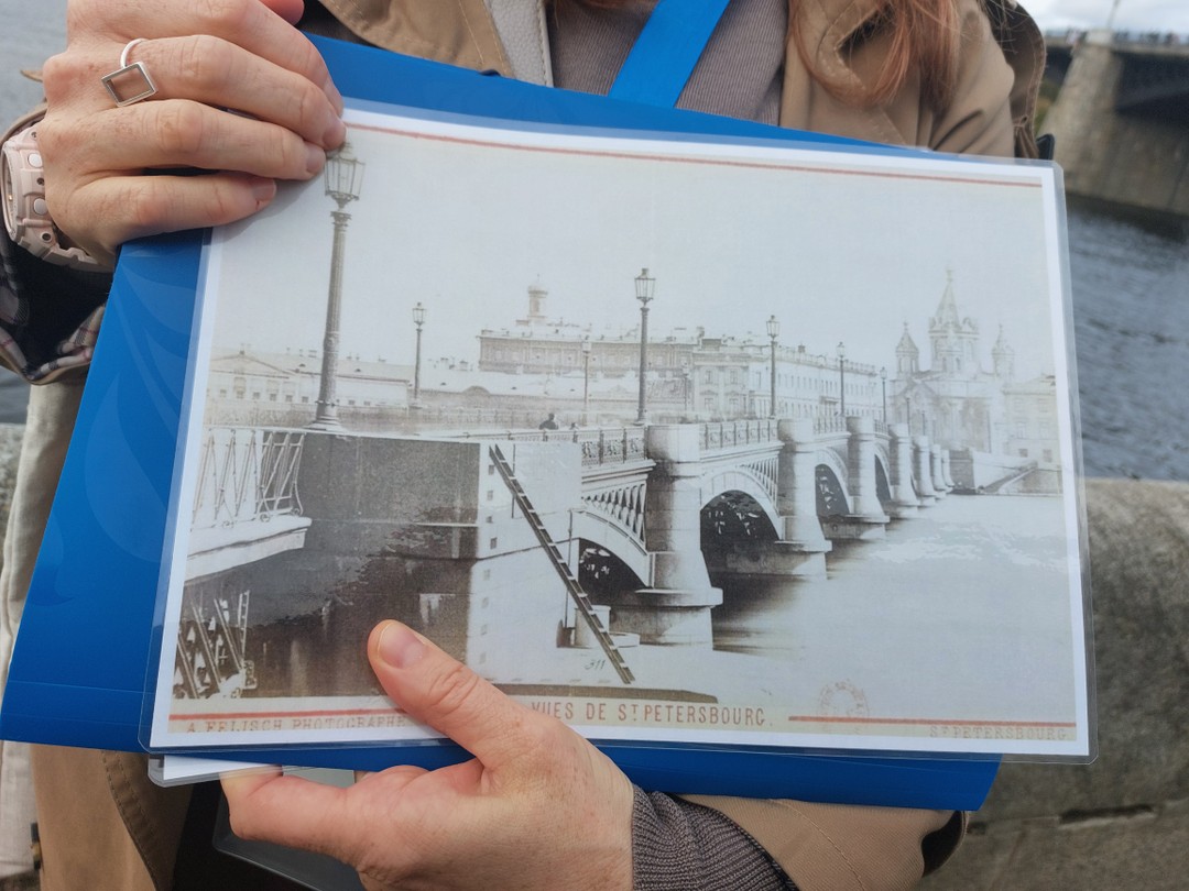 Очень интересная экскурсия для тех, кто хочет поближе познакомиться с городом. Надежда прекрасный рассказчик и хорошо