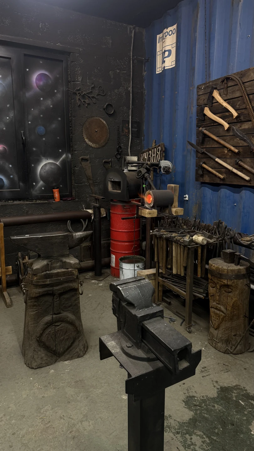 Классный мастер-класс, очень понравилось. Вначале послушали инструктаж по технике безопасности. Далее приступили к изготовлению, Все действия