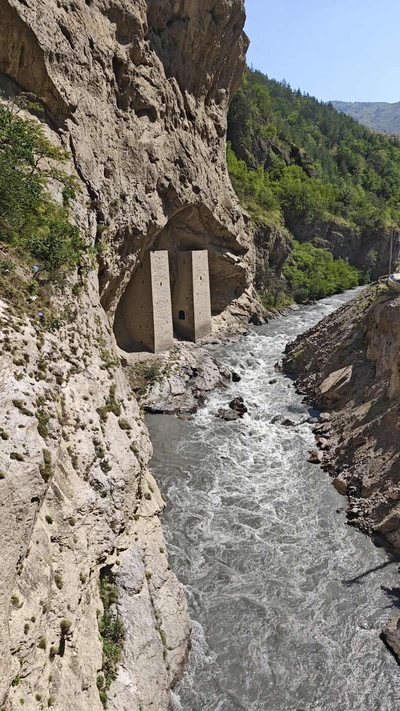 Только полный восторг! Вика не даëт мне посмотреть фото, говорит:"пиши сразу отзыв")))