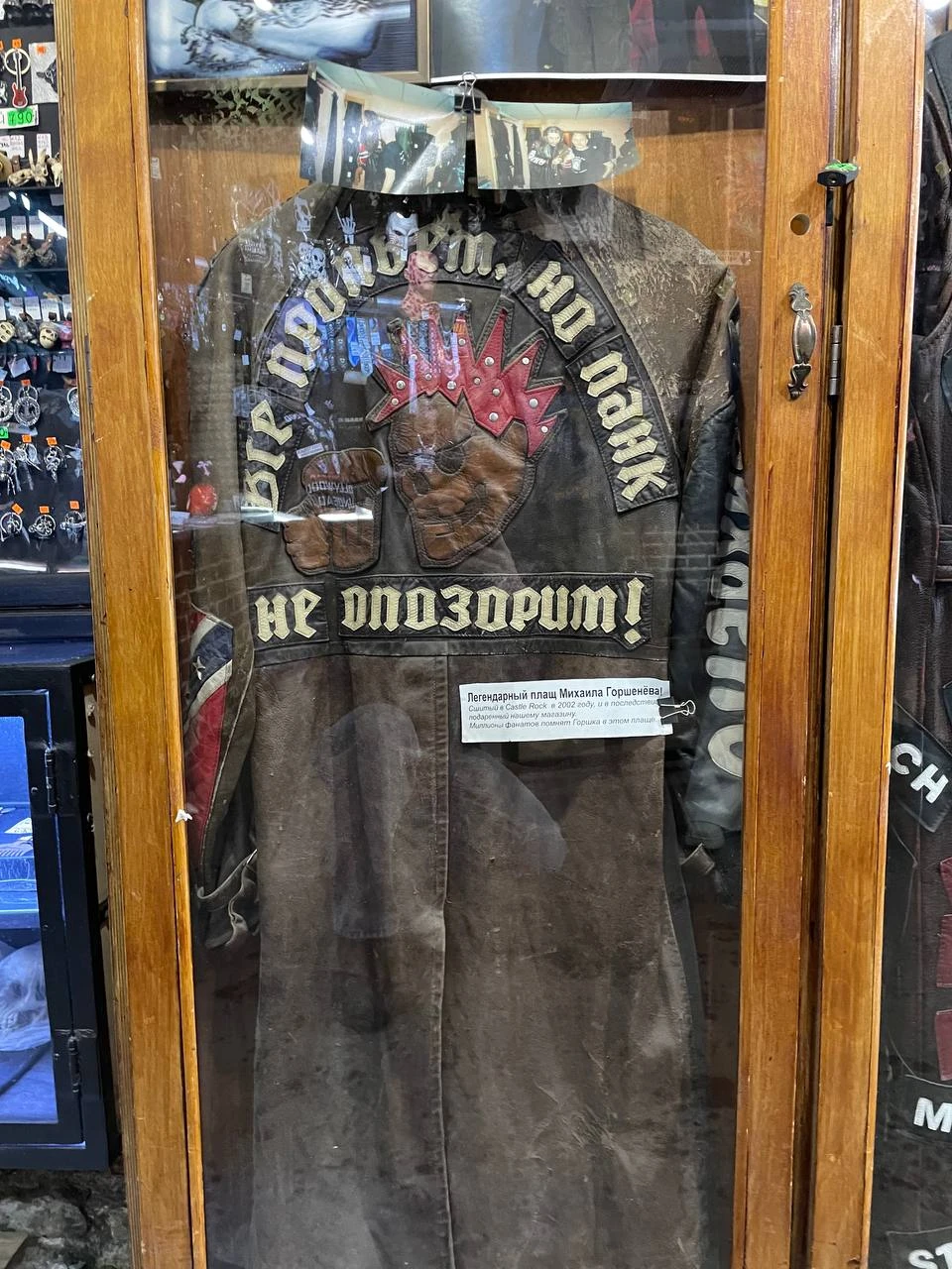 Очень интересная и содержательная экскурсия, много локаций, интересная информация, отличная подача, много фактов и интересных мыслей