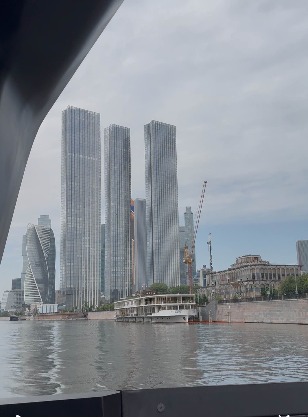 Нам очень понравилось и теперь я знаю куда буду водить своих гостей столицы и сама еще