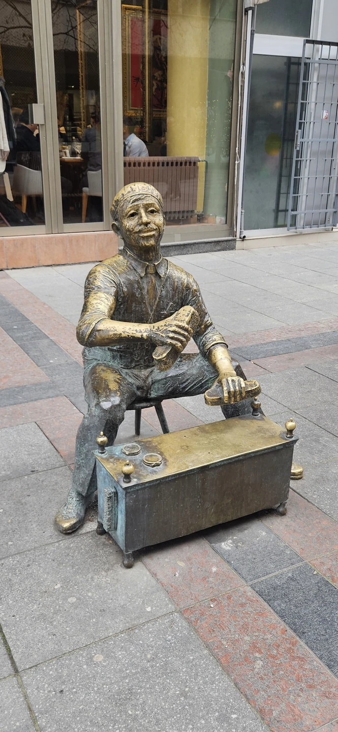 Добро пожаловать в Скопье (Inna)