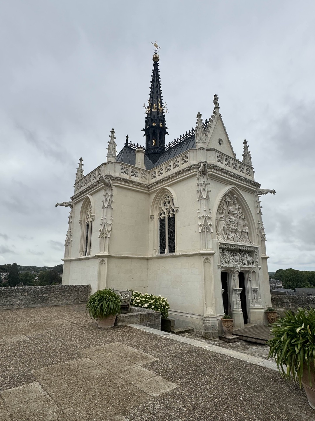 Delighted with the trip to the castles of the Loire Valley! Guide Olga and driver Alex
