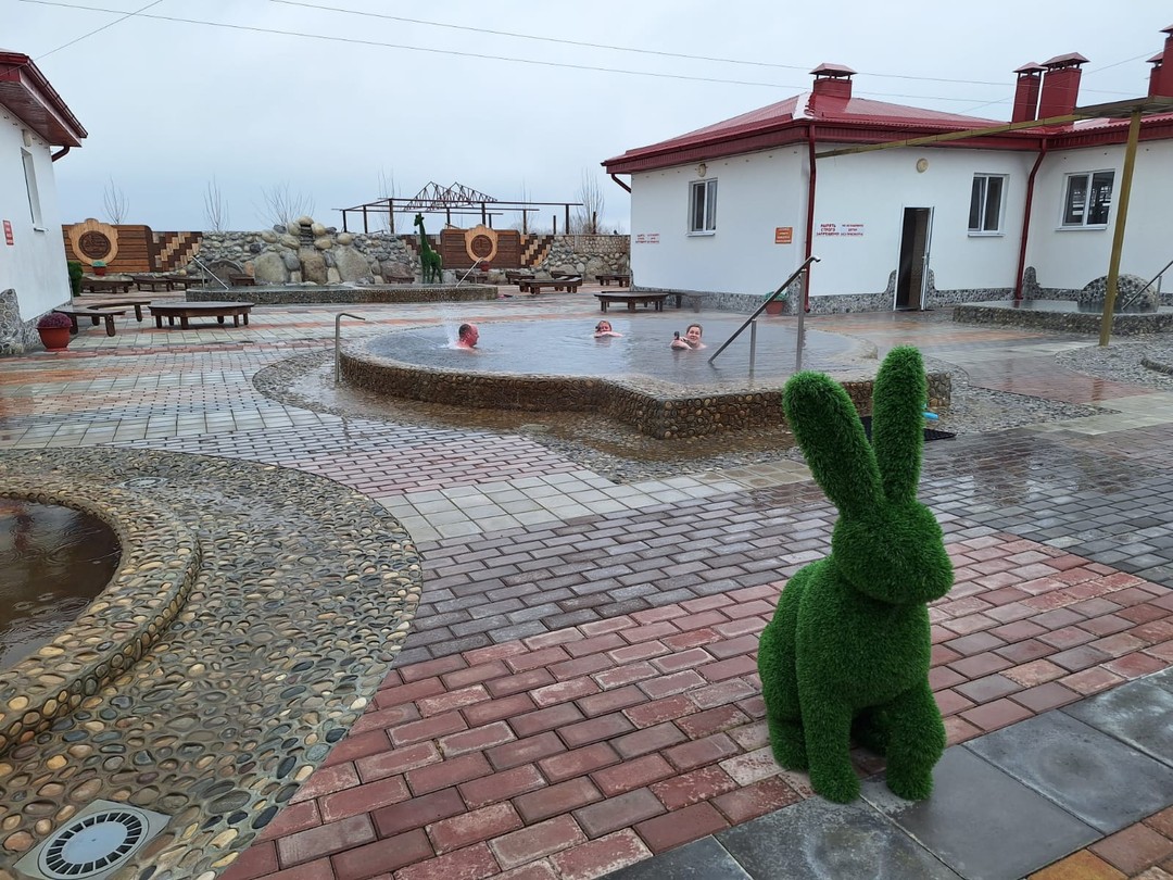 Добрый день! Мы,с друзьями, очень довольны данной индивидуальной экскурсией. Ездили мини группой 4 человека на комфортабельном