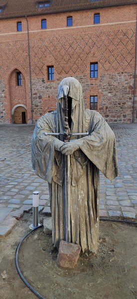 Экскурсия по городам была увлекательной с опытным гидом Ольгой. Она рассказала о местных легендах, истории и