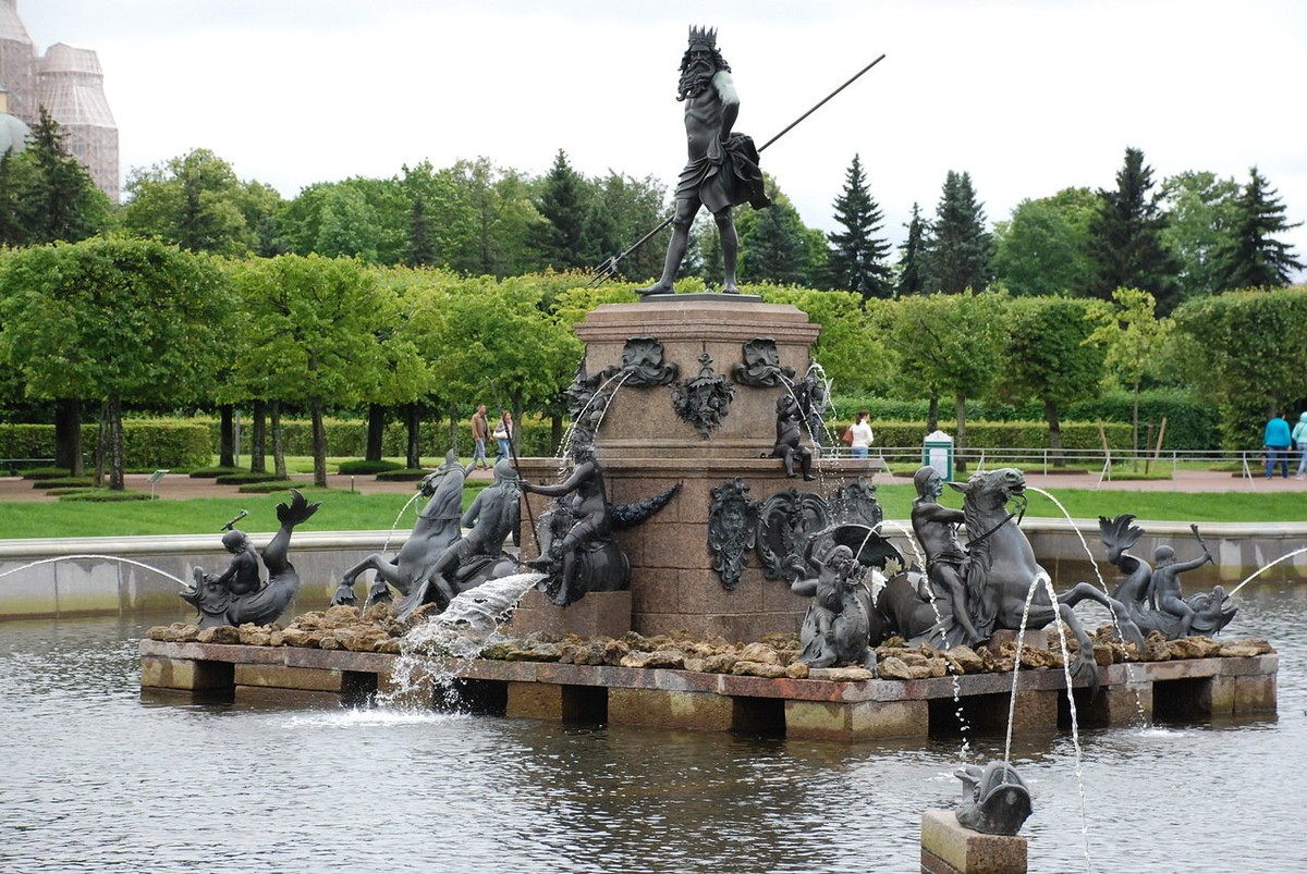 Экскурсия Петергоф — резиденция Петра Великого