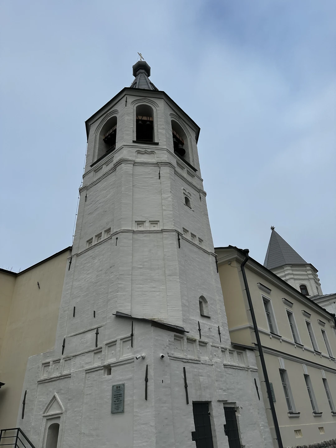 Познавательно, комфортно, ненавязчиво, профессионально. Самые интересные места города за пару часов, действительно