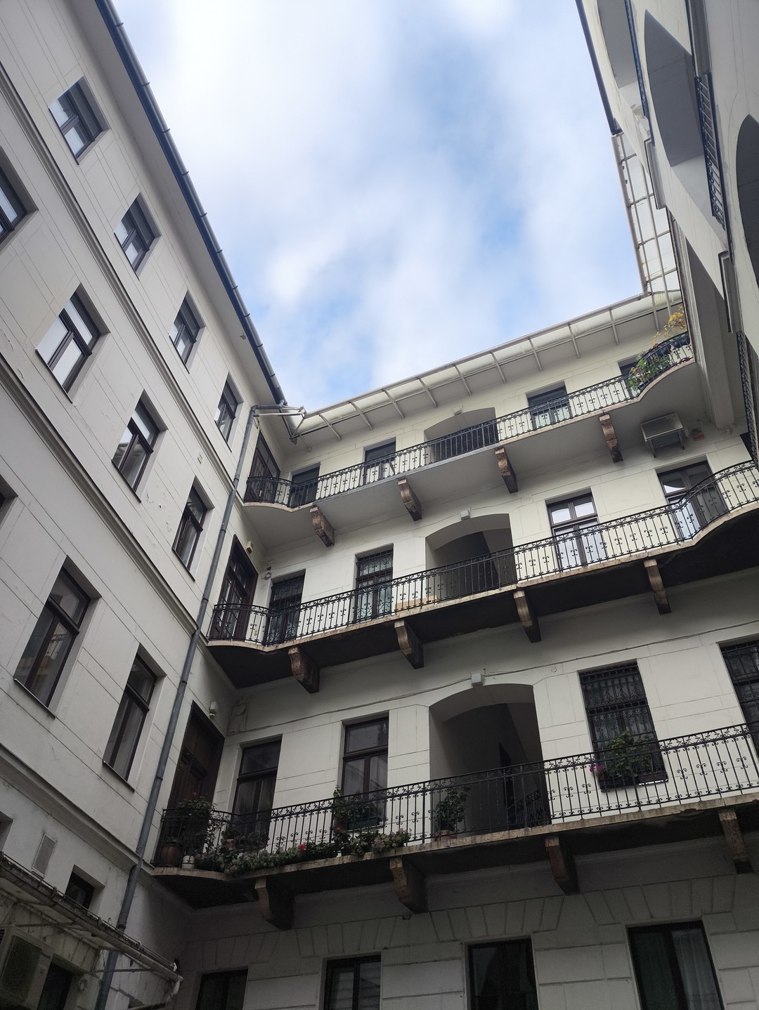 Огромное спасибо Золтану за очень интересный рассказ, экскурсия пролетела как один миг. Увлекательно, душевно и занимательно. Искренне рекомендую!