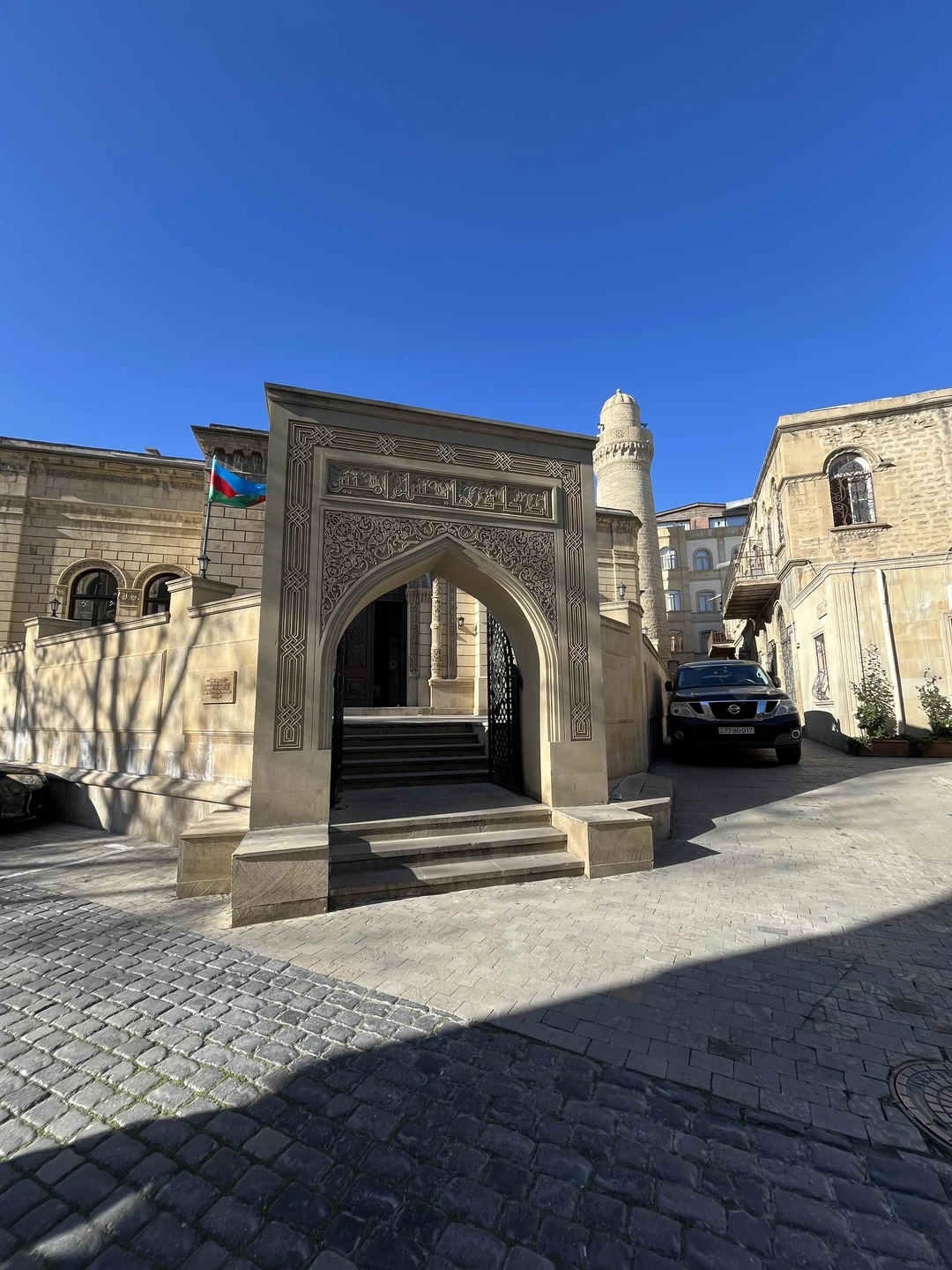 Экскурсия очень понравилась! Узнали много интересного! Всем рекомендую данную экскурсию и гида!