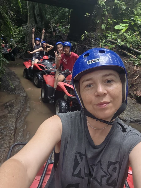 Море впечатлений! Спасибо огромное организаторам! Отдельно Спасибо гиду все чётко, информативно, подробно замечу на шикарном русском!