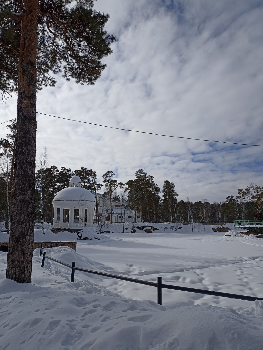 Были в Че на финале Гран-при по фигурному катанию. Ну как же не погулять по городу и не заценить местные историко-культурные объекты)