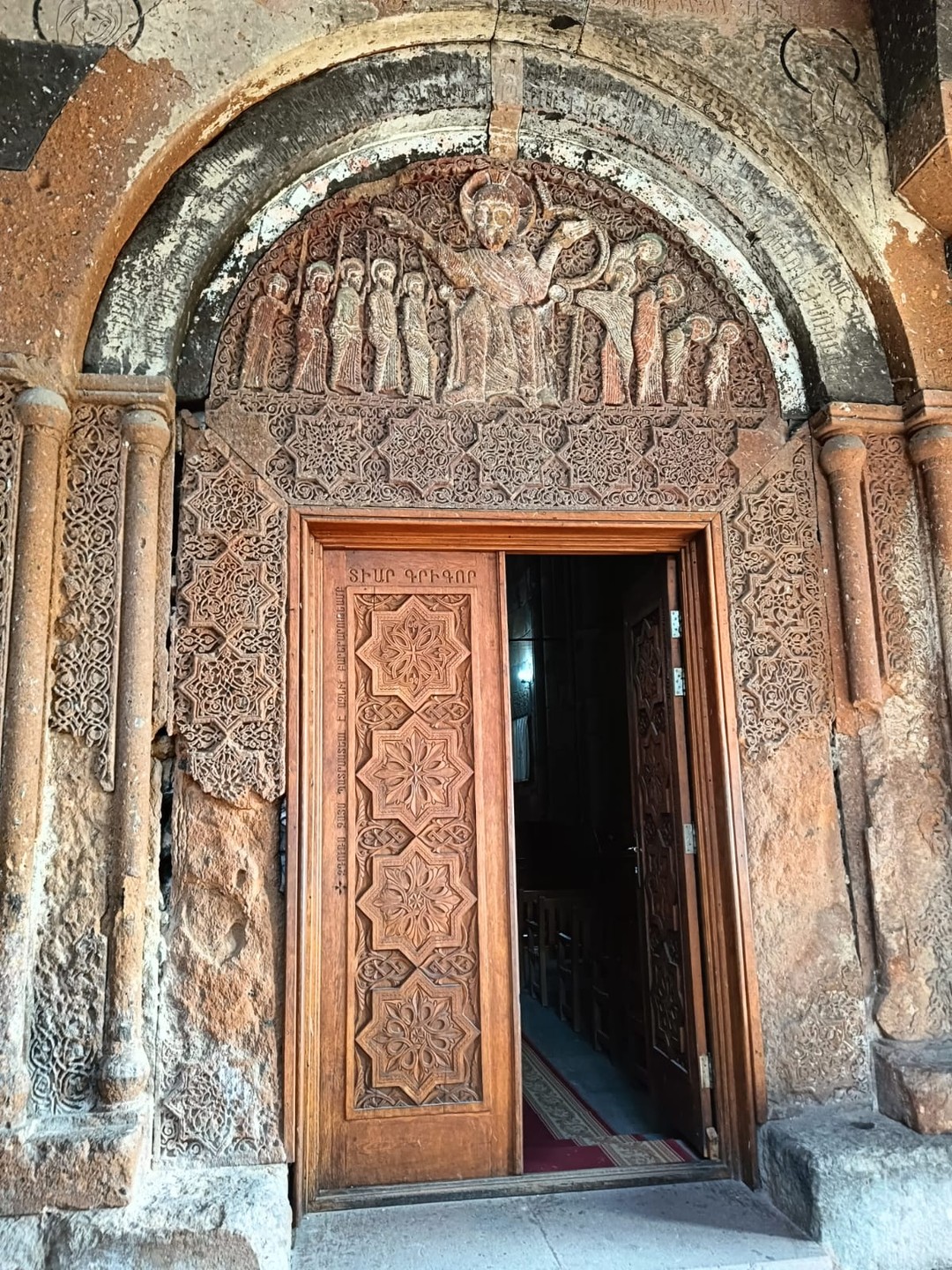 Один из лучших туров, что мы брали в Армении. Нам подробно, но доступно рассказали историю Армении