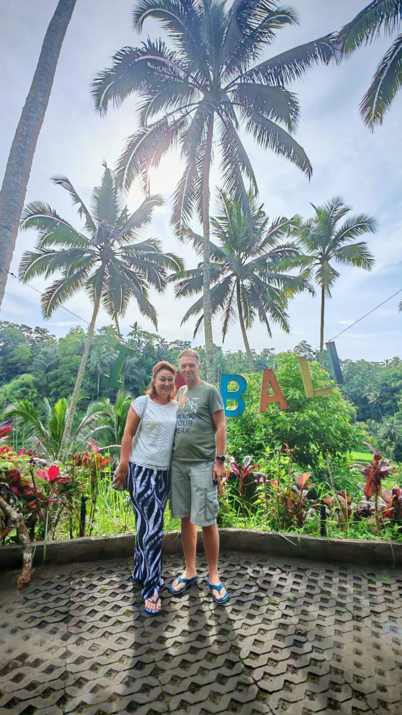 Очень понравилось, Сила - так звали гида, он из местных. Отлично владеет русским языком, очень приятный