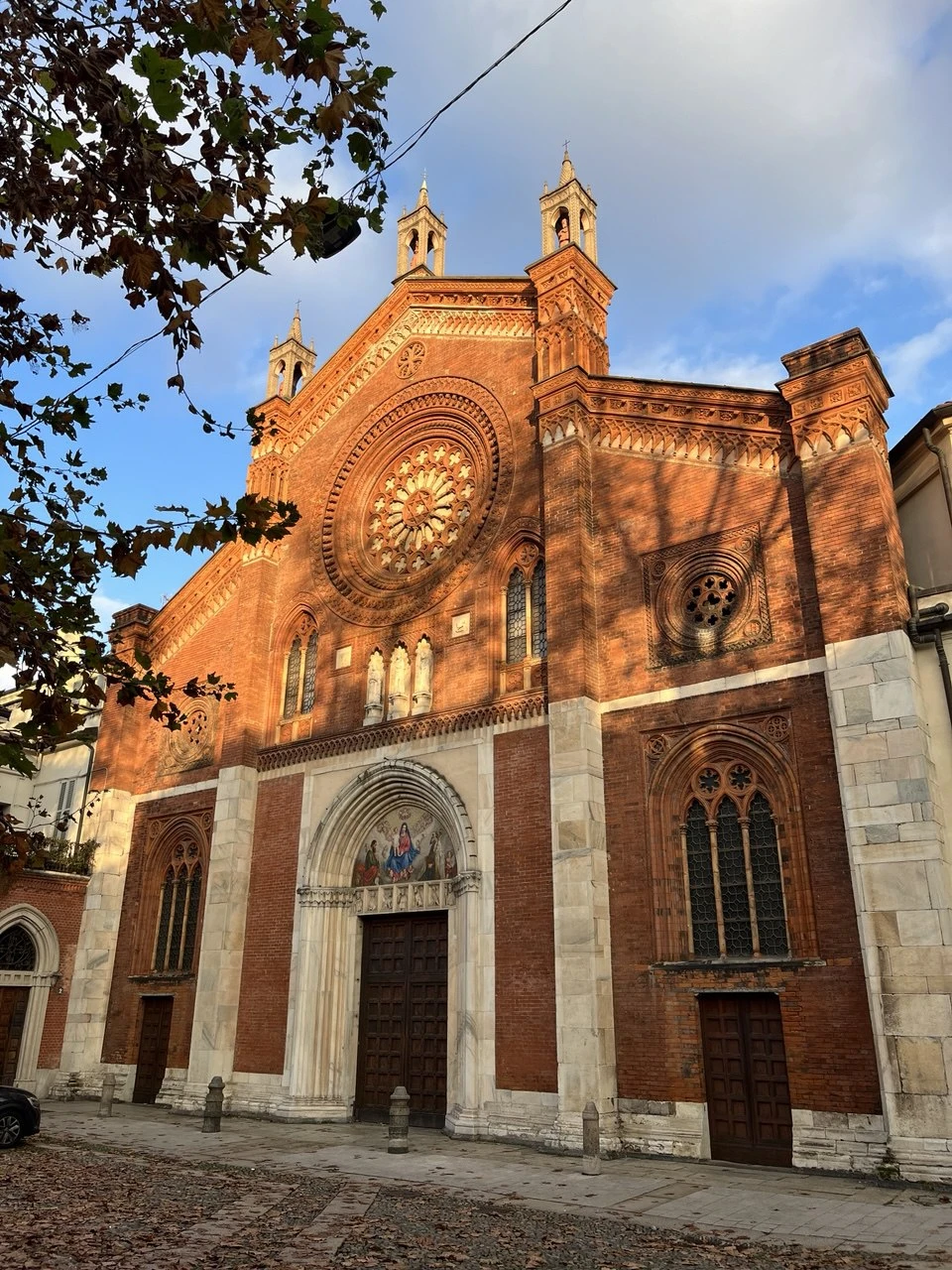 Огромное спасибо Артуру, что откликнулся на нашу просьбу провести экскурсию - просили день в день и