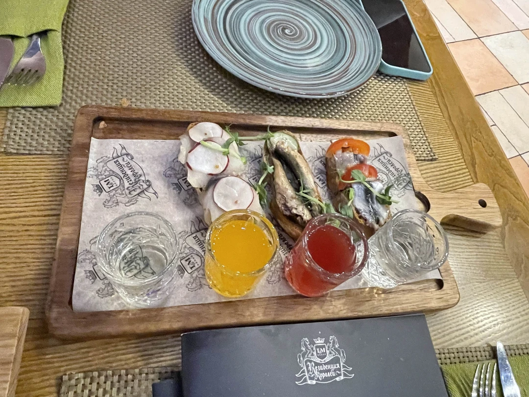 Ирина спасибо огромное за экскурсию) Очень интересно и познавательно, а самое главное понятно всё было рассказано