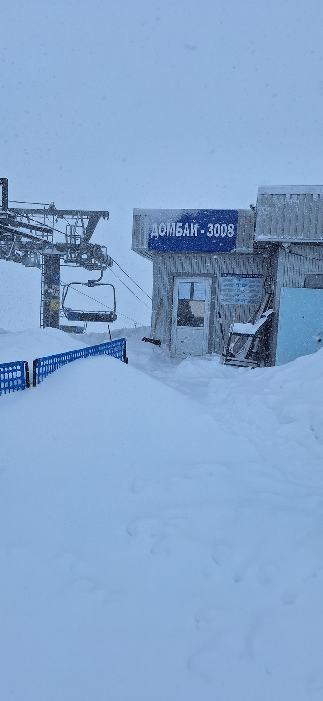 Гид Юрий - хороший.