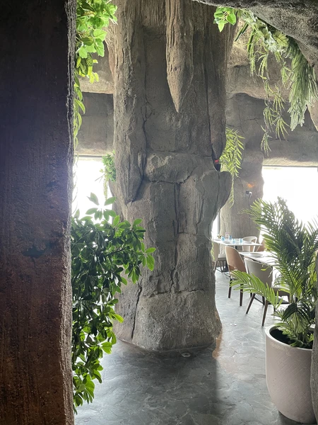 Очень продуманная экскурсия, учли все пожелания. Гид Шоха знает много интересных фактов об истории страны, быстро