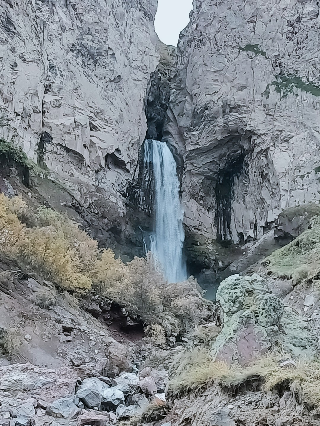 Нам был предложен другой маршрут - на Джила Су. К сожалению, горы не предсказуемы и не