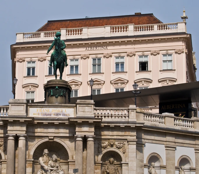 Галерея Альбертина