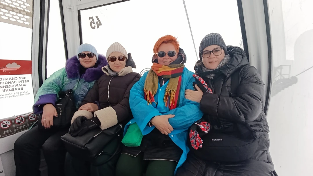 Если вы закажете экскурсию на Эльбрус с прекрасным гидом Борисом - будьте уверены вас окружат заботой