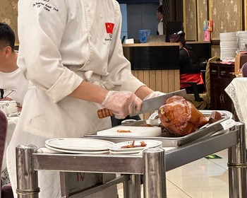 Великая Китайская стена, улица Ванфуцзин и ужин в традиционном ресторане