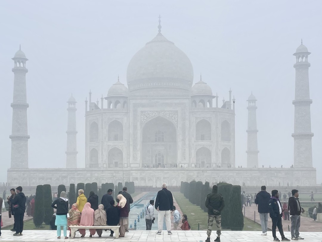 Большое спасибо Сачину и его команде за незабываемую, превосходно организованную поездку. Мы - не самые мобильные