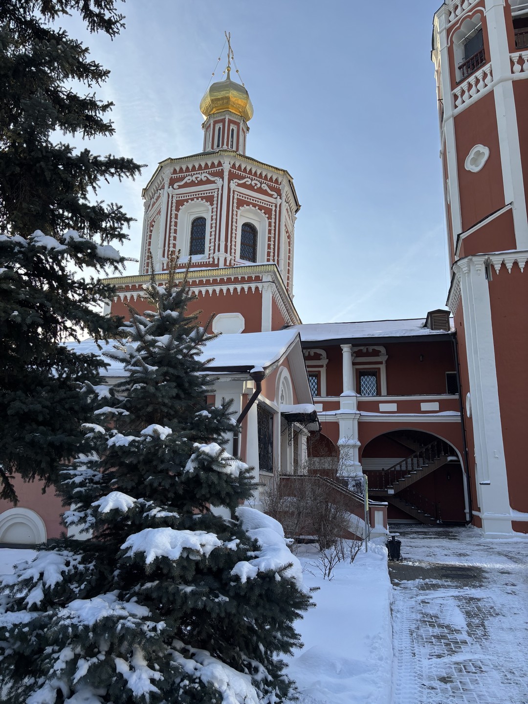 Мы были на экскурсии с Кристиной, это было прекрасно! Организационные моменты: автомобиль ждал в удобном для