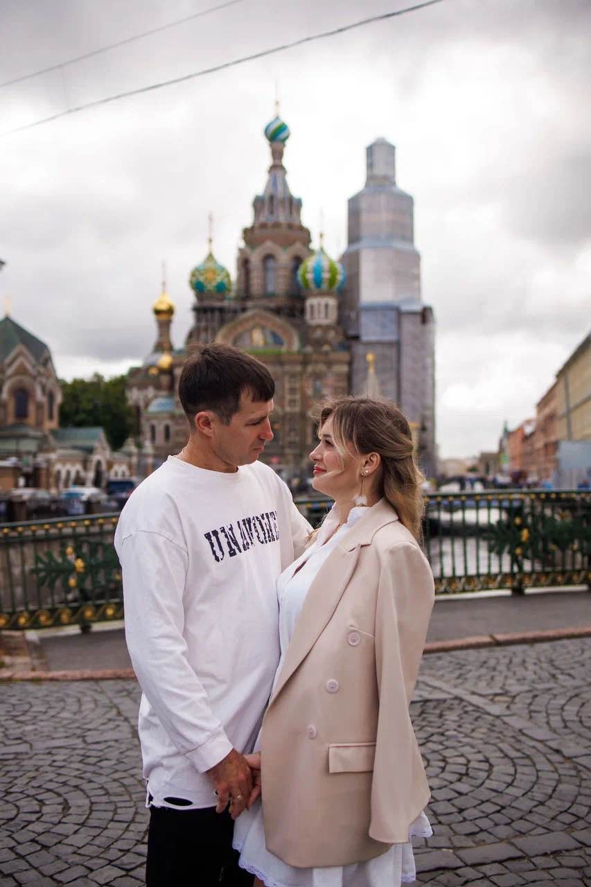 15-минутная фотосессия в лучших локациях Петербурга (Алёна)