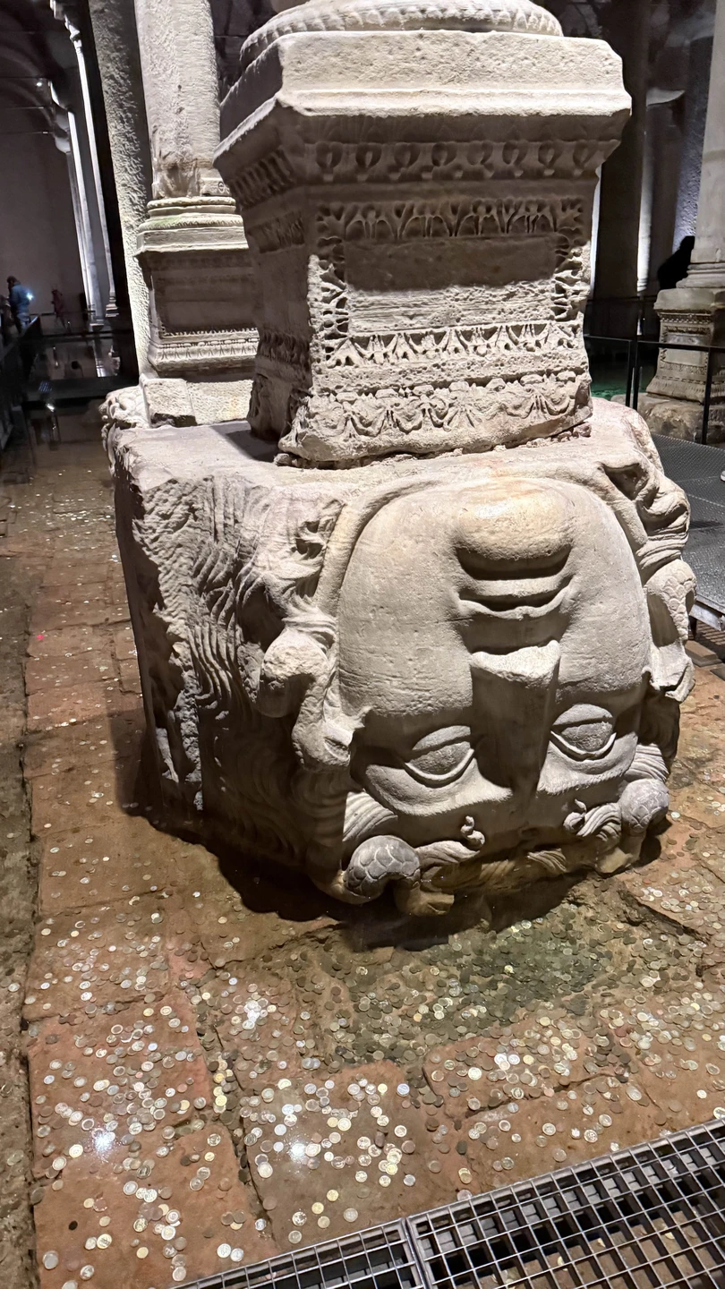 Что могу сказать, нам повезло с гидом!!! Сунай лучший гид Стамбула, знания русского языка нас восхитило