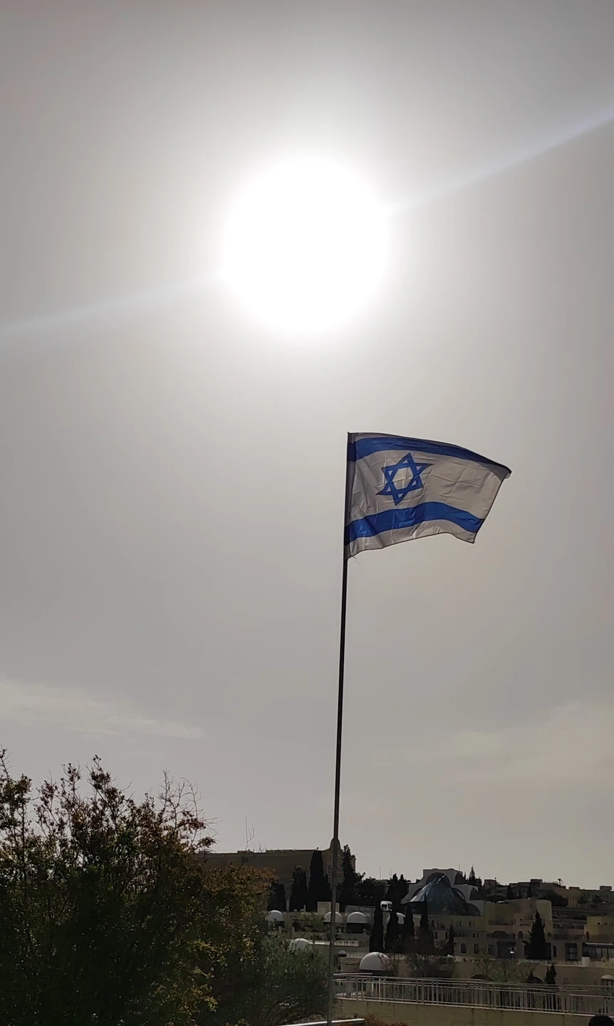 Отличная возможность посетить две страны за одно путешествие. Рекомендую пользоваться услугами Валида, и не только экскурсией