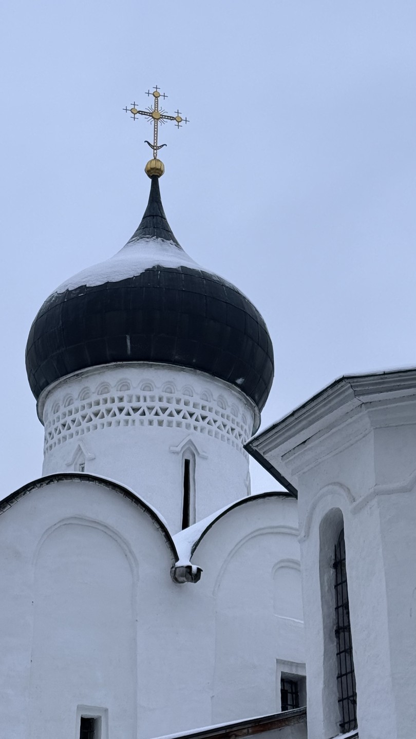 По древнему Пскову с историком (Игорь)