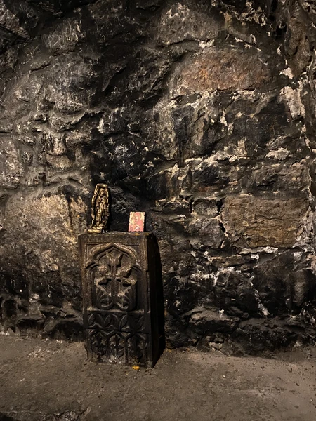 Эта экскурсия — настоящее сокровище, которое откроет вам душу древней Армении за один незабываемый день! Маршрут