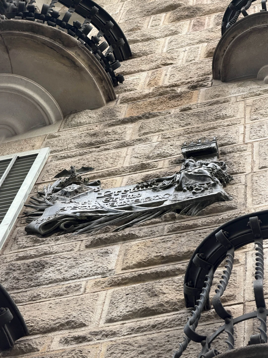 Потрясающая экскурсия, очень интересно и с юмором. Евгений прекрасный рассказчик, время пролетело незаметно!