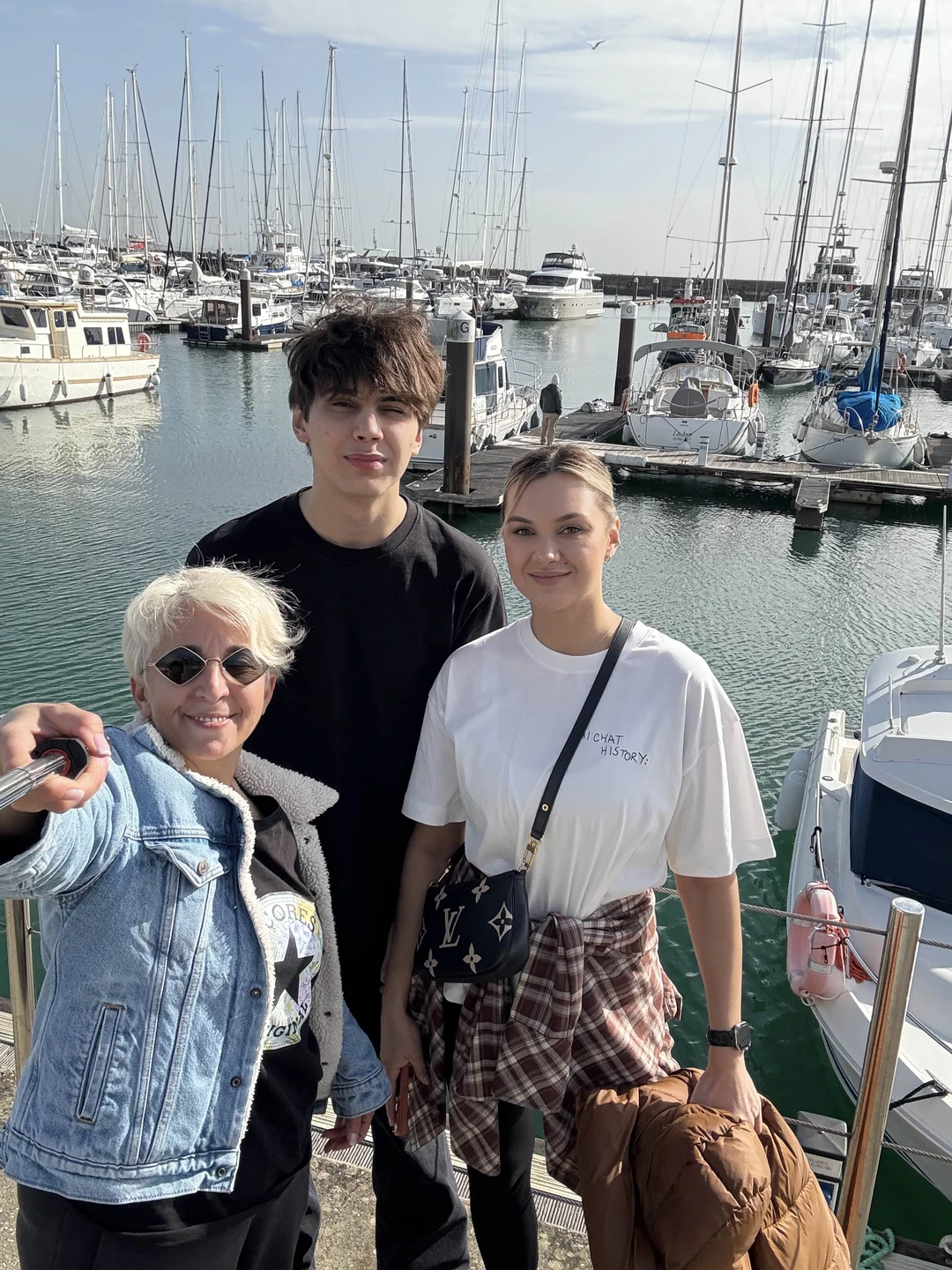 Елена — очень приятный и располагающий к себе человек. С ней сразу чувствуешь лёгкость и комфорт