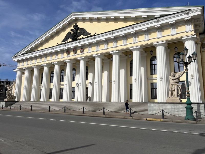 Фото отзыва 3: экскурсия "Прогулка по набережной Васильевского острова в Петербурге"