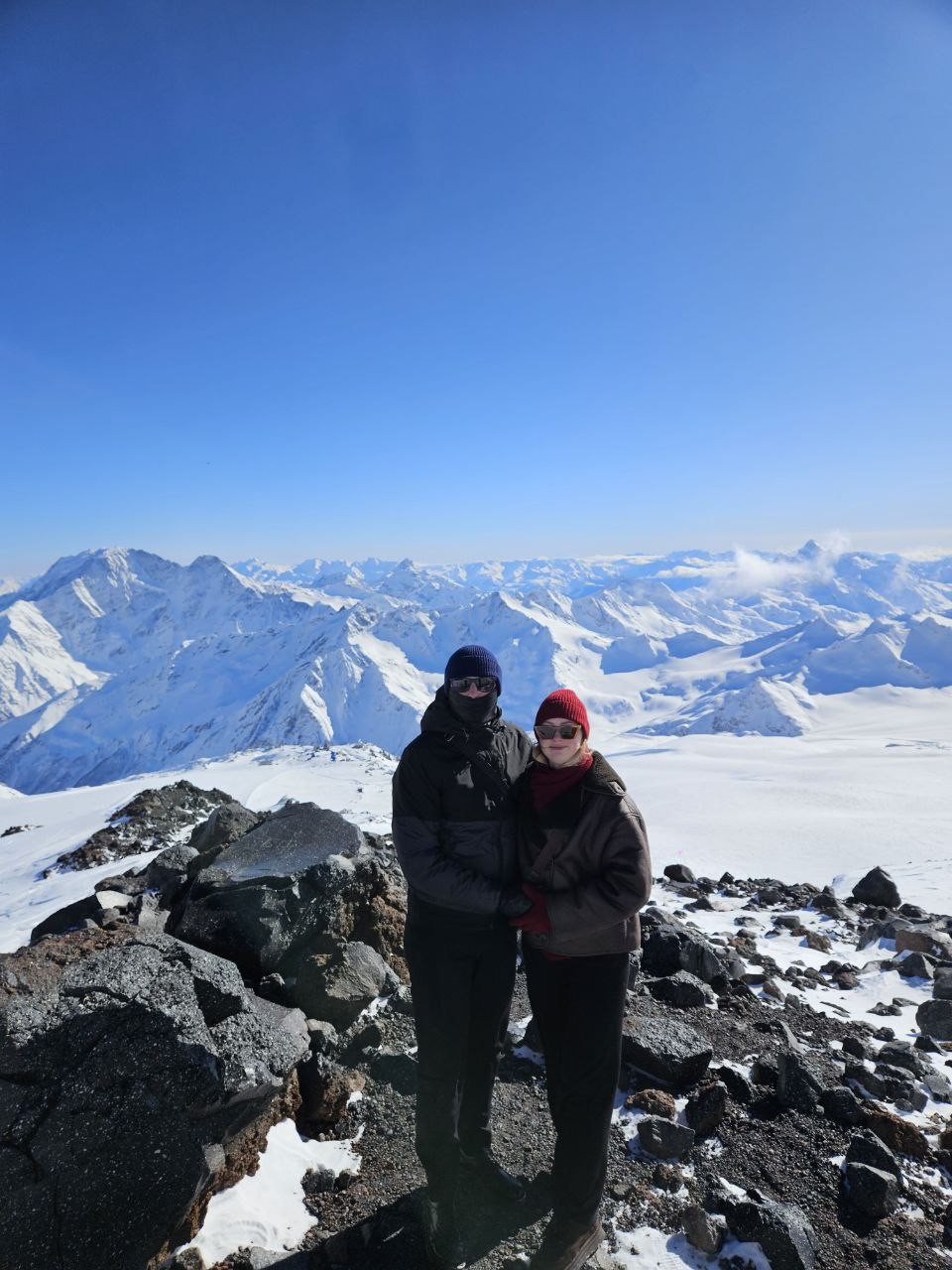 Благодарим Ислама за экскурсии на Приэльбрусье, язык Тролля, на озеро Гижгит, в Верхнюю Балкарию! Все экскурсии прошли на высшем уровне!