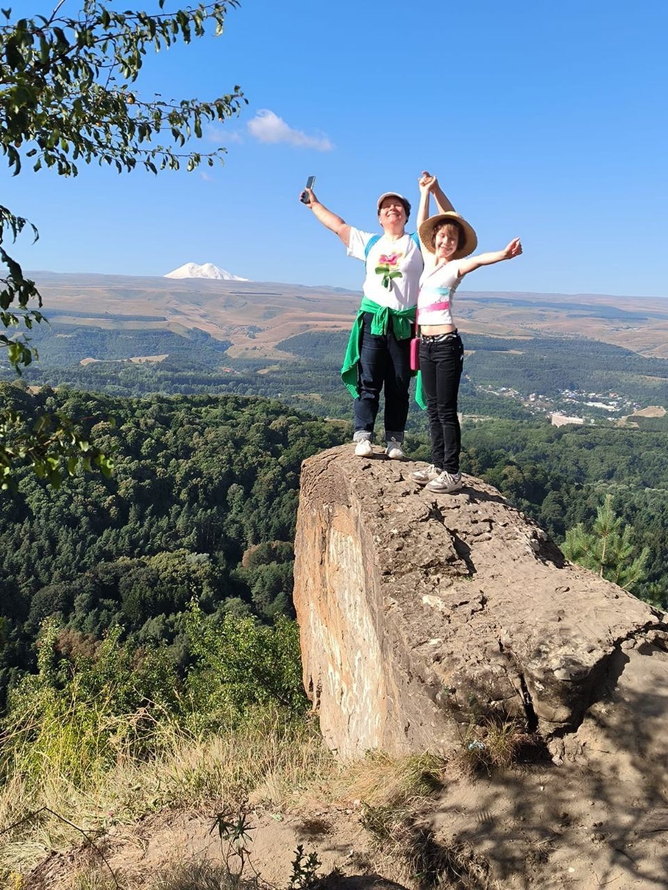 Нам понравилась экскурсия! Во-первых, потому что Вера всё знает и она классная! Во вторых, экскурсия грамотно