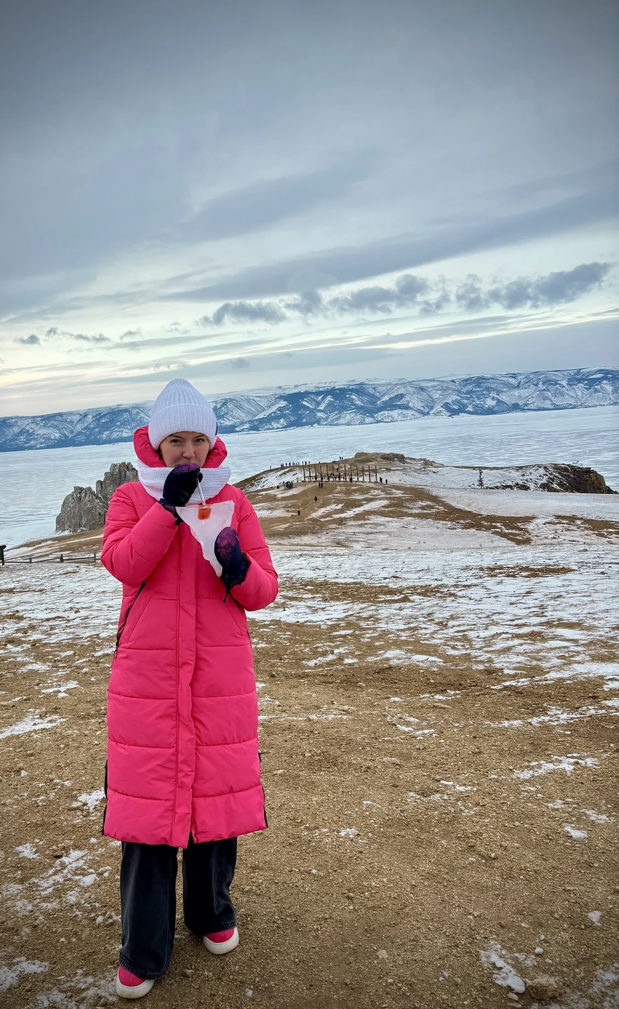 Отличный гид Виталий, очень хороший рассказчик, добрый и отзывчивый, суетился, помогал